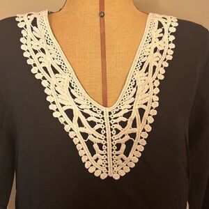 NWT Premise Black with White Crochet Trim Linen Blend Tunic - Size Small